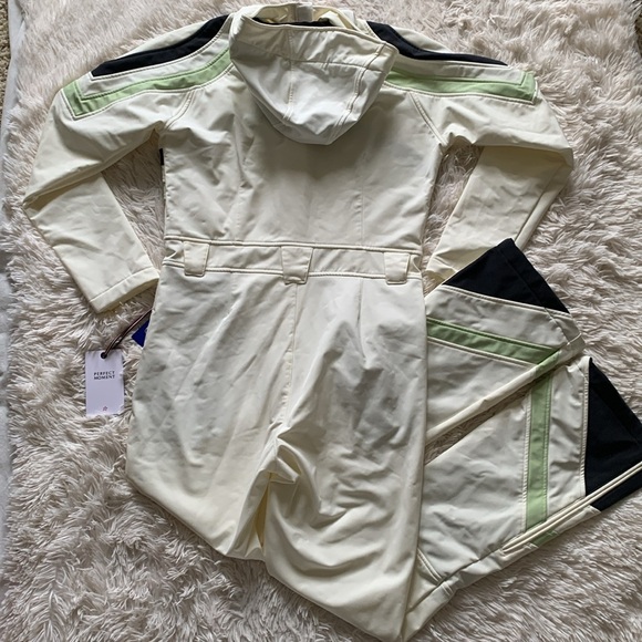 NWT Perfect moment Tignes hooded striped ski suit - Picture 11 of 11